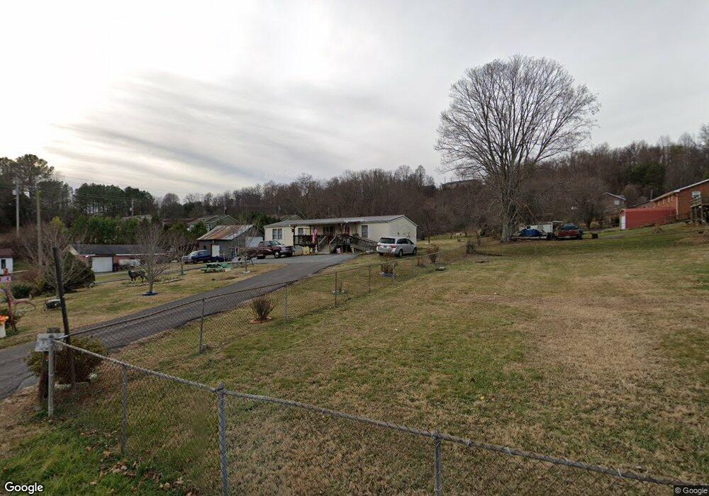 1400 Rocky Ln, Johnson City, TN 37601 - photo 1