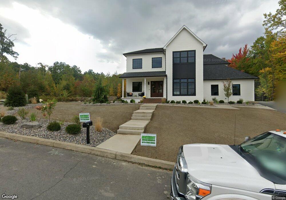 104 O Connor Dr, Moosic, PA 18507 - photo 1