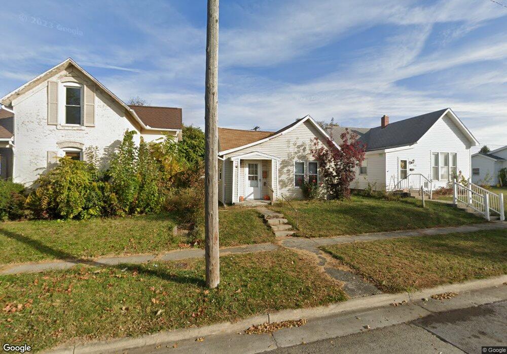 922 Hendricks Ave, Saint Marys, OH 45885 - photo 1