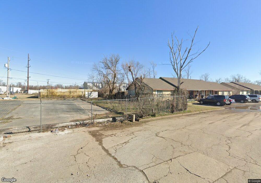 2207 W Beacon Circle Dr, Rogers, AR 72758 - photo 1