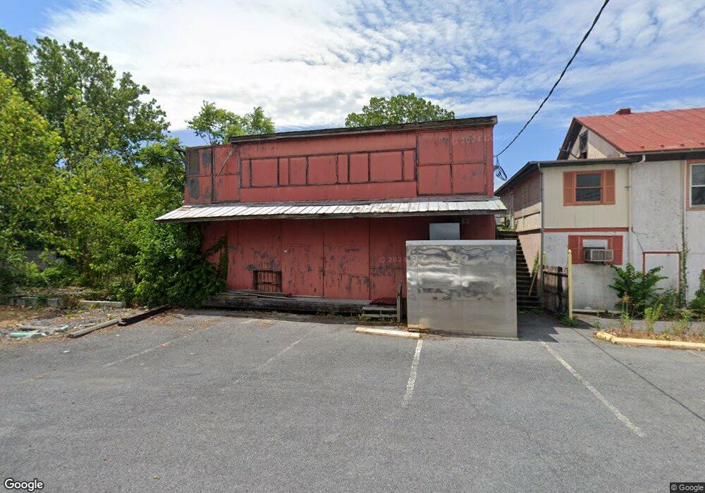 348-354 E King St, Strasburg, VA 22657 - photo 1