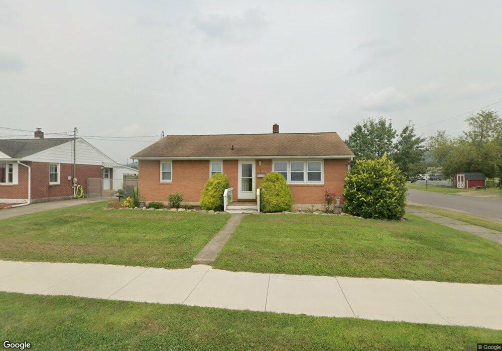 721 E 10th St, Berwick, PA 18603 - photo 1