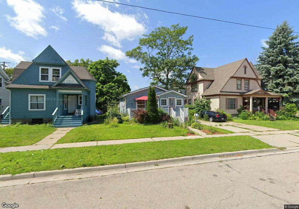 1307 8th St, Port Huron, MI 48060 - photo 1