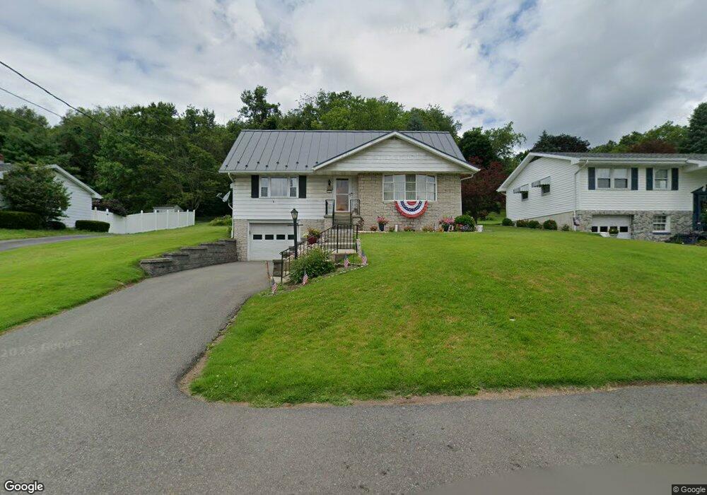 263 Lehigh St, Cumbola, PA 17930 - photo 1