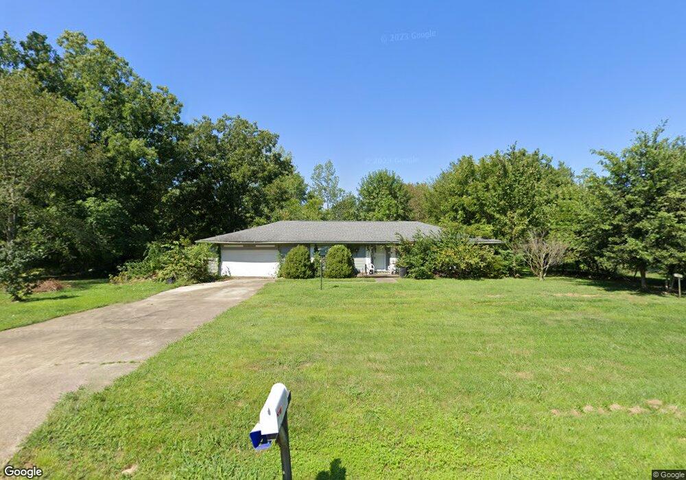 104 Southwest Dr, Harrisburg, IL 62946 - photo 1