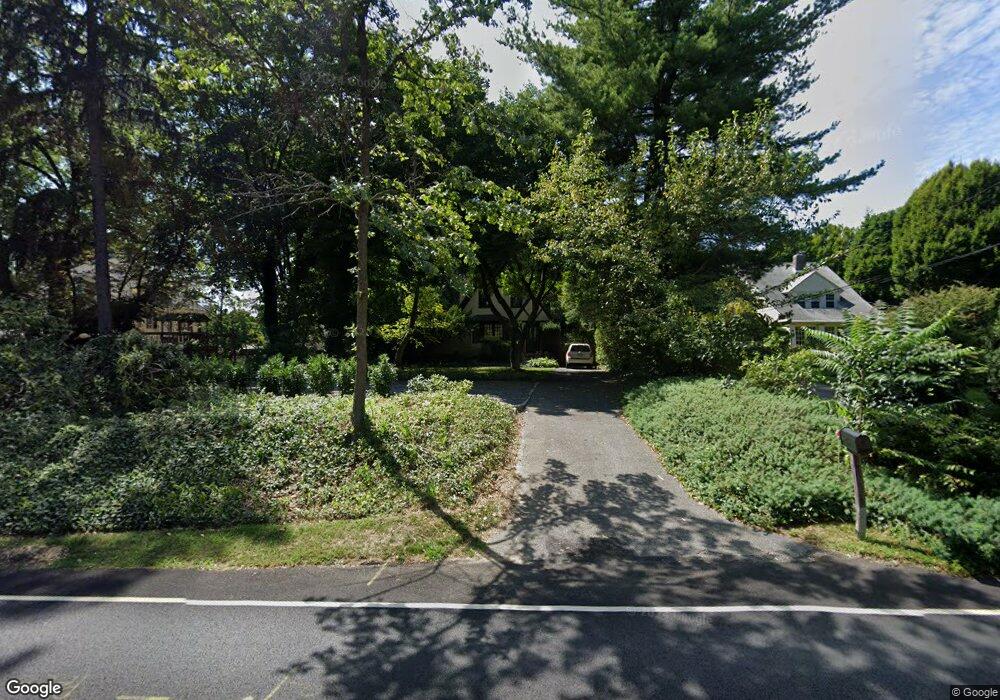 211 N Providence Rd, Wallingford, PA 19086 - photo 1