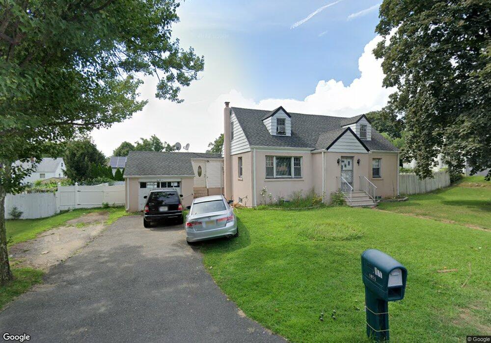 1071 Valley Rd, Wayne, NJ 07470 - photo 1