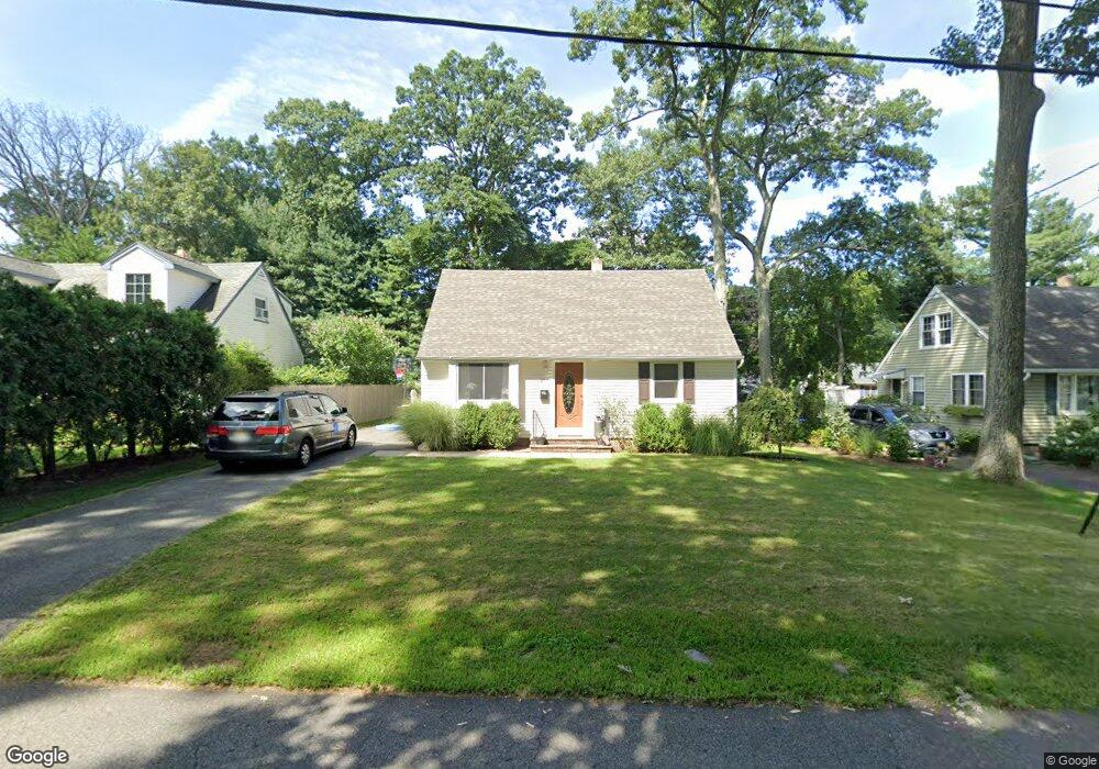 377 Cornell St, Wyckoff, NJ 07481 - photo 1
