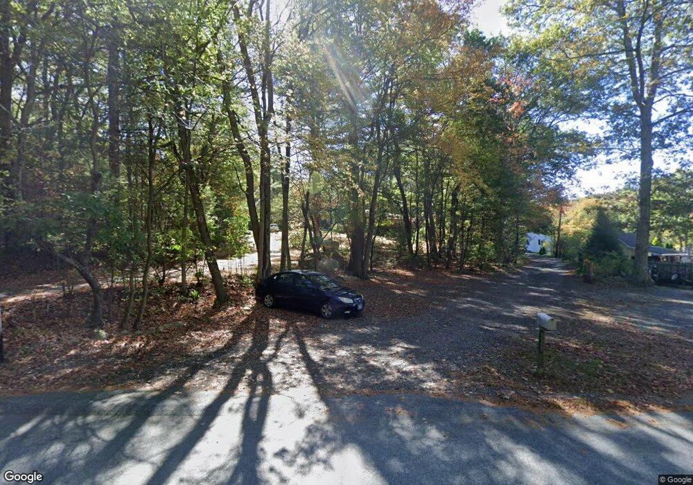 524 Log Rd, Smithfield, RI 02917 - photo 1