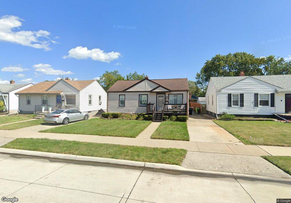 26310 Blumfield St, Roseville, MI 48066 - photo 1