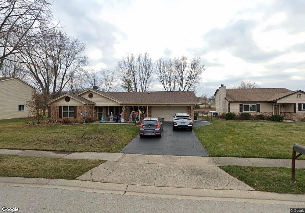 1141 Sandpebble Cir, Algonquin, IL 60102 - photo 1