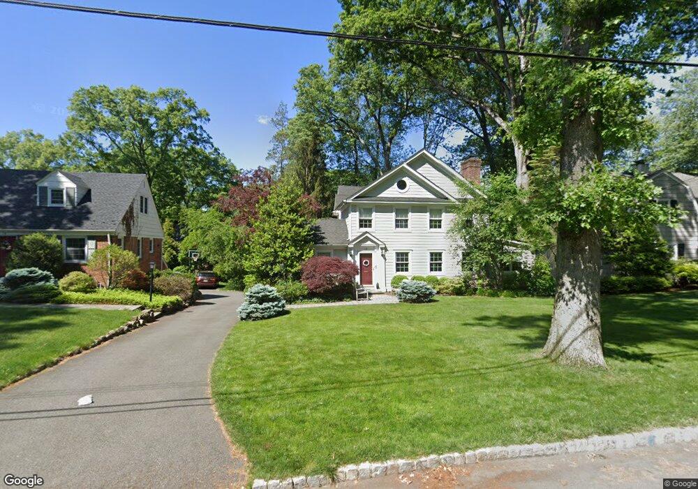 12 Edgewood Rd, Chatham, NJ 07928 - photo 1