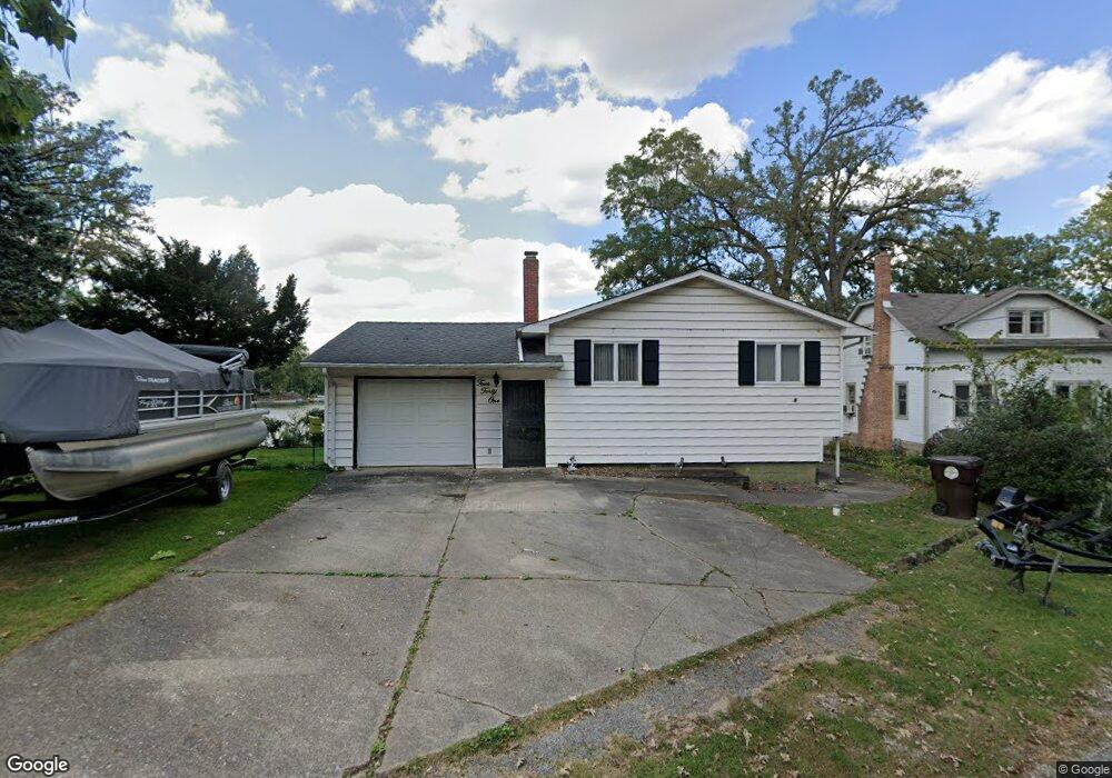 441 Lakeview Ct, Lowell, IN 46356 - photo 1