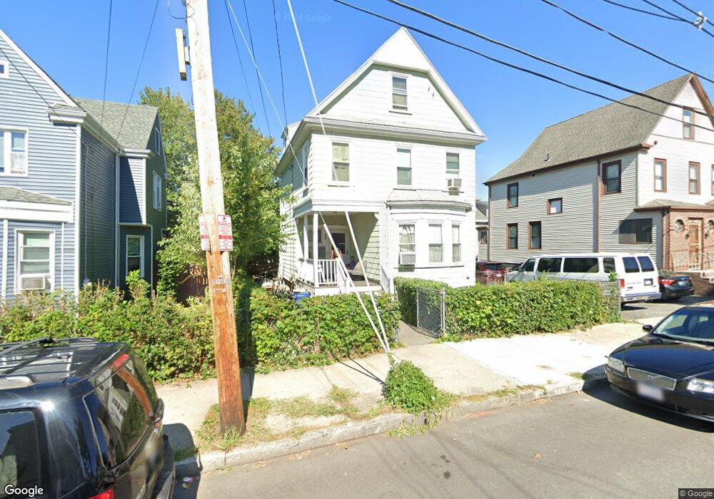 176 Walnut St, Malden, MA 02148 - photo 1