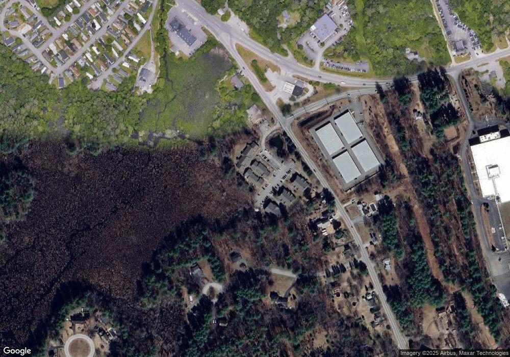 491 Mammoth Rd unit 26, Londonderry, NH 03053 - photo 1