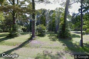 910 8th St, Glenmora, LA 71433