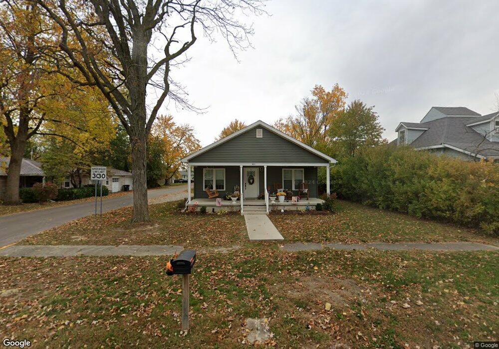 824 W Race St, Portland, IN 47371 - photo 1
