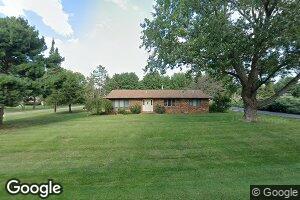 19 Wood Dr, Monticello, IL 61856