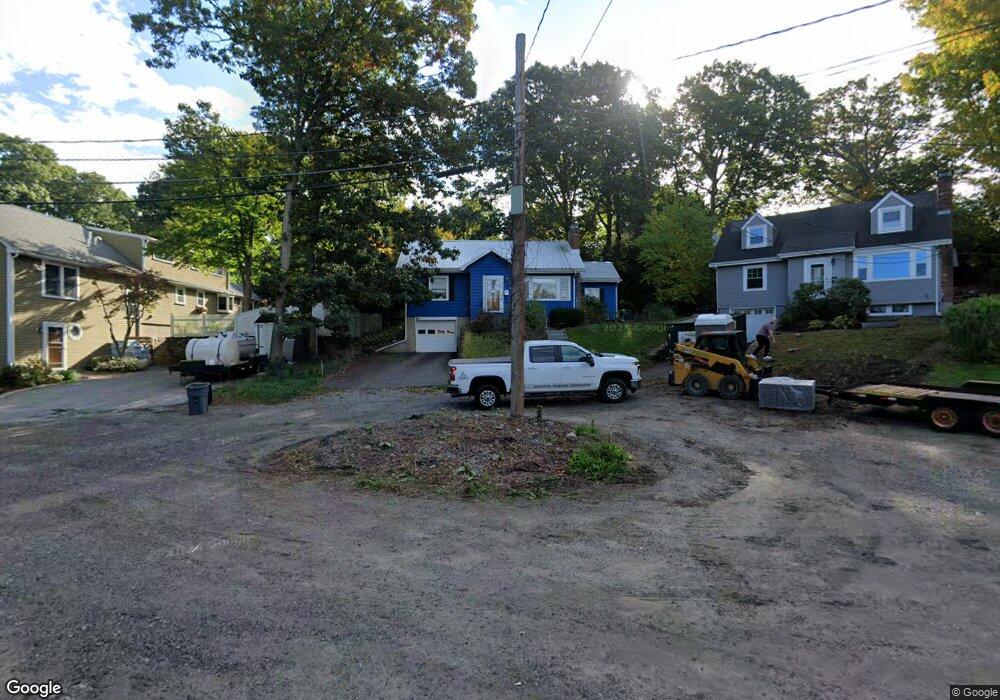 10 Flagg Cir, Waltham, MA 02453 - photo 1