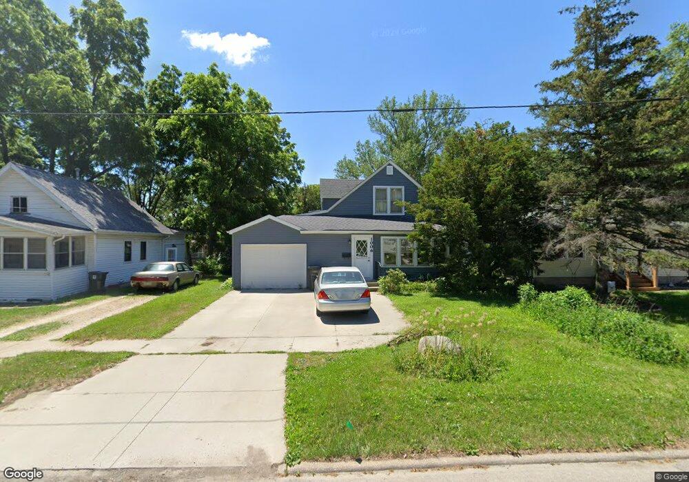 1006 W 13th St, Cedar Falls, IA 50613 - photo 1