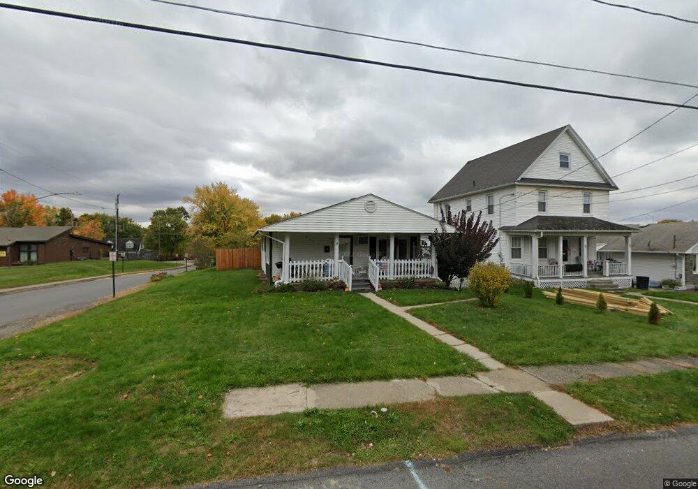 952 Throop St, Dunmore, PA 18512 - photo 1