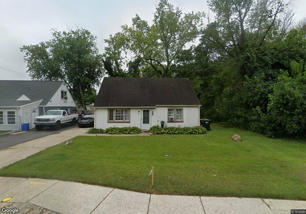 502 Kiamensi Rd, Wilmington, DE 19804 - photo 1