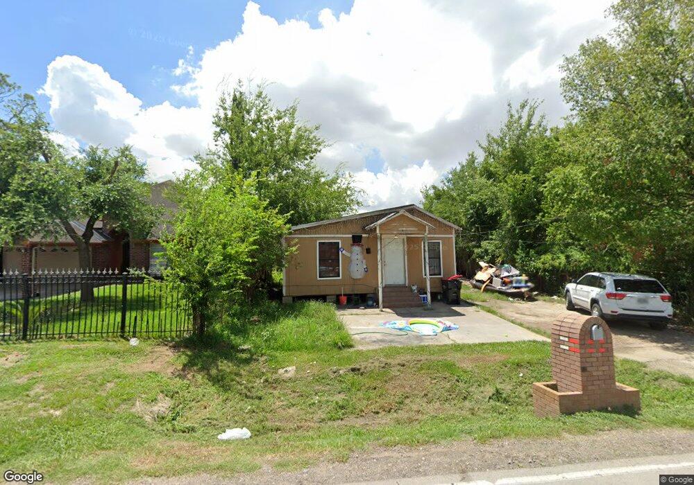 14306 Brownwood St, Houston, TX 77015 - photo 1