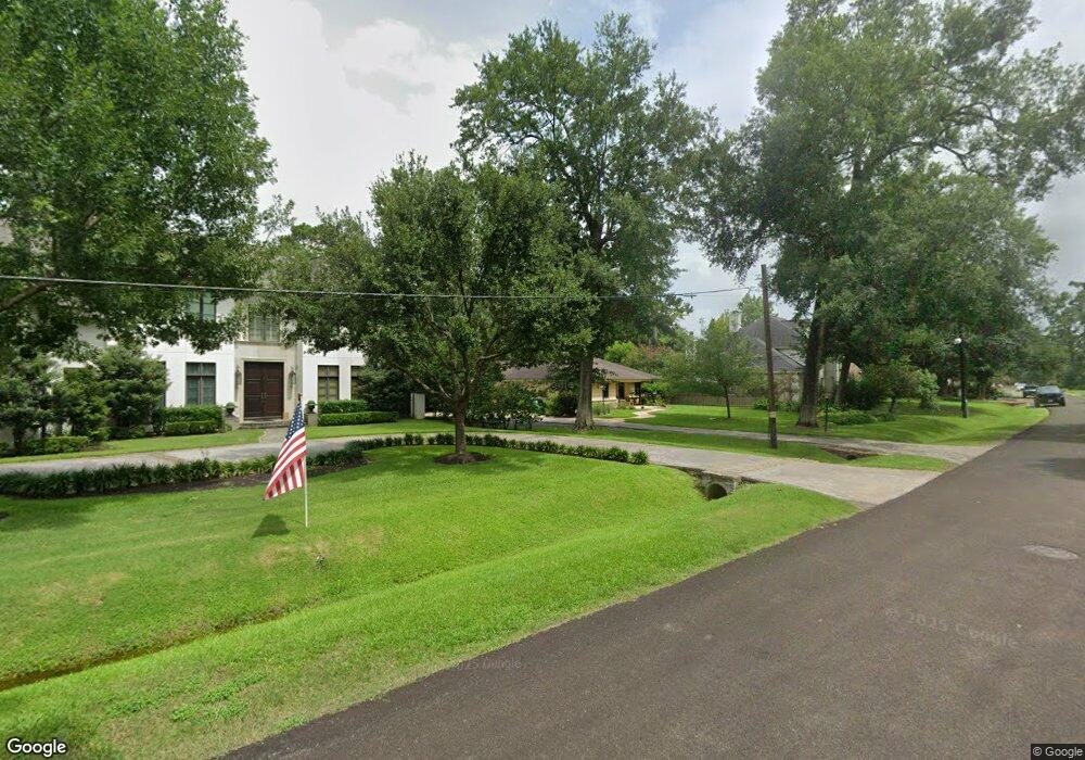 1222 Danbury Rd, Houston, TX 77055 - photo 1