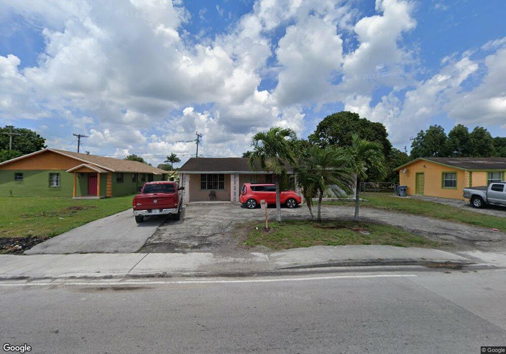 624 SW 10th St, Belle Glade, FL 33430 - photo 1