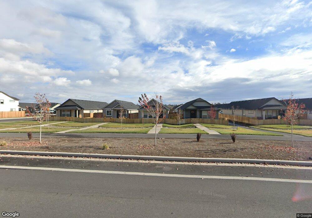 3280 NW 10th St, Redmond, OR 97756 - photo 1