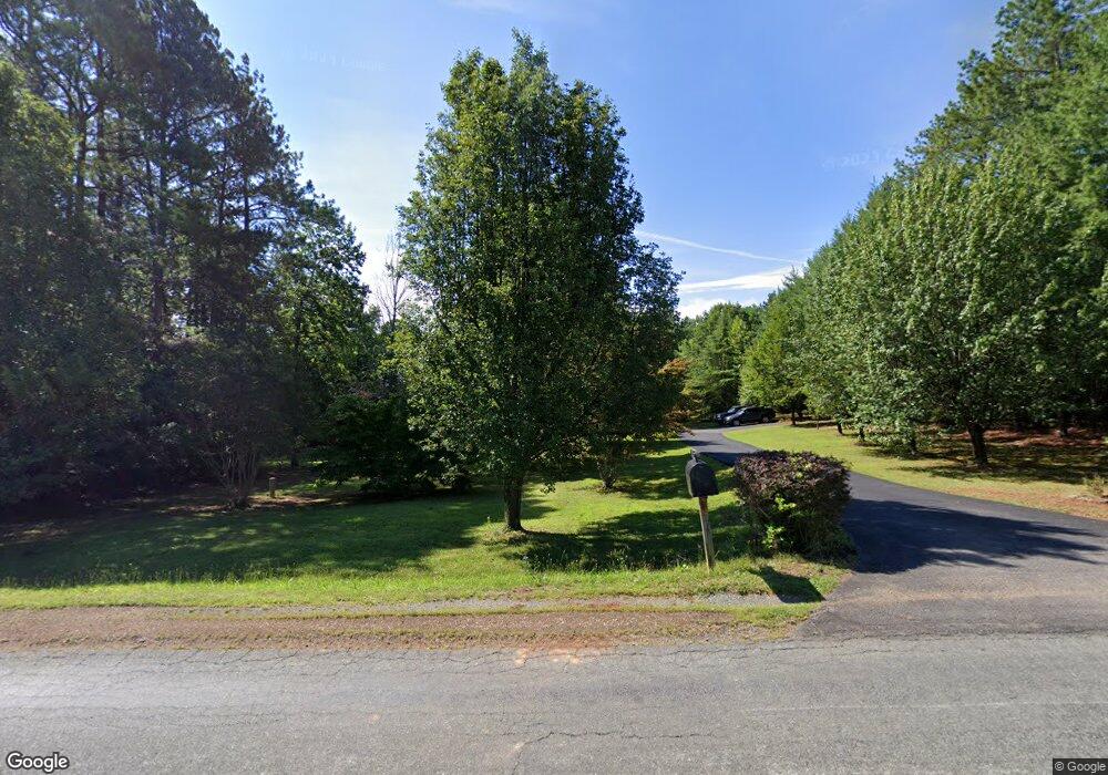 2411 Martin Kings Rd, Scottsville, VA 24590 - photo 1