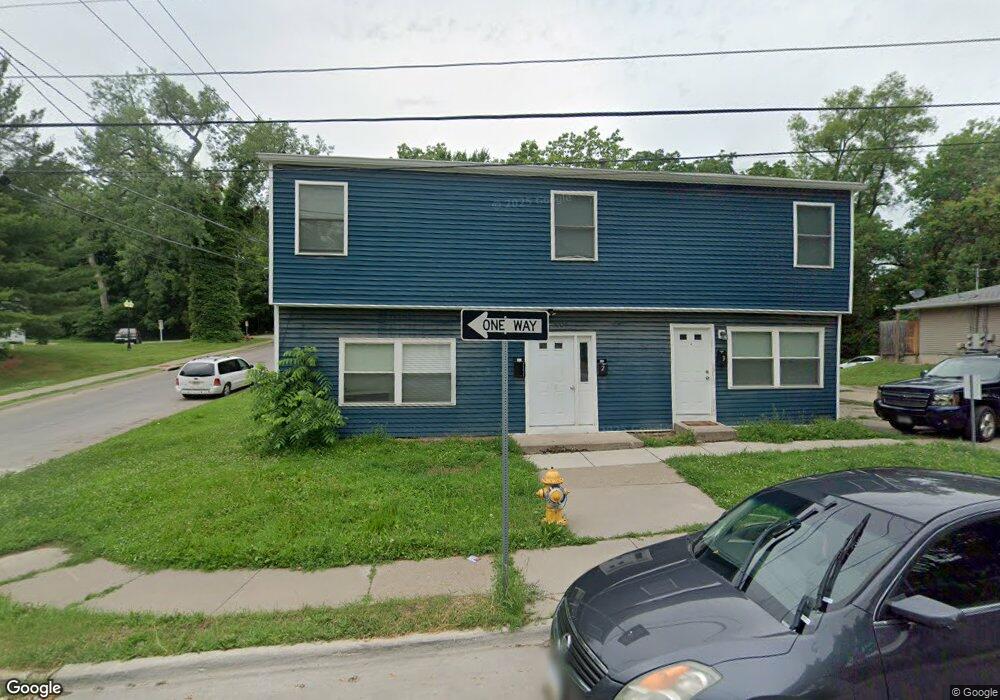 1004 Oneida Ave unit 2, Davenport, IA 52803 - photo 1