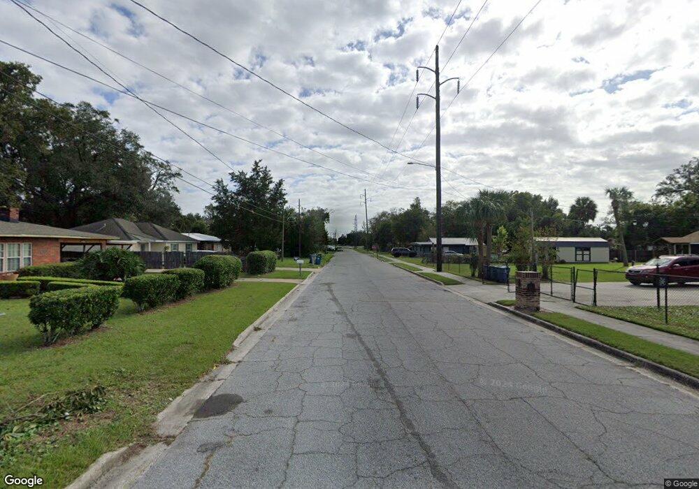 1114 Franklin Ave, Brunswick, GA 31520 - photo 1