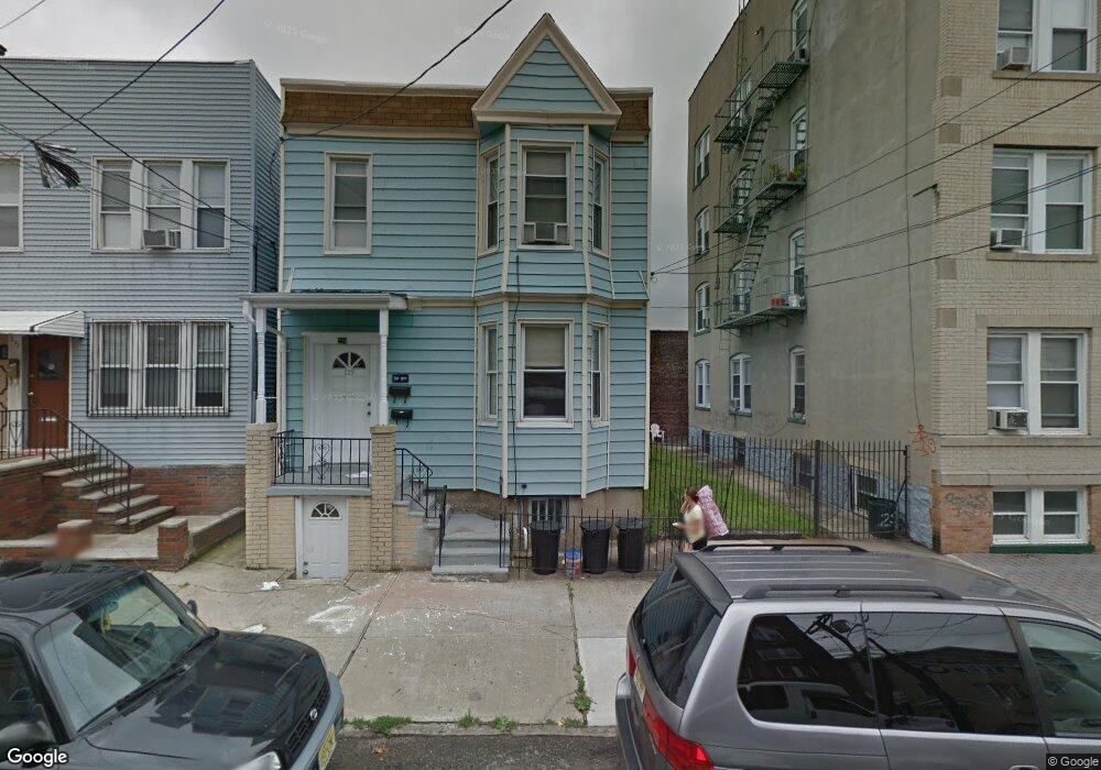 229 Beacon Ave, Jersey City, NJ 07306 - photo 1