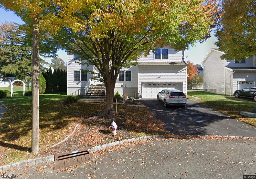 124 Davis Dr, River Edge, NJ 07661 - photo 1