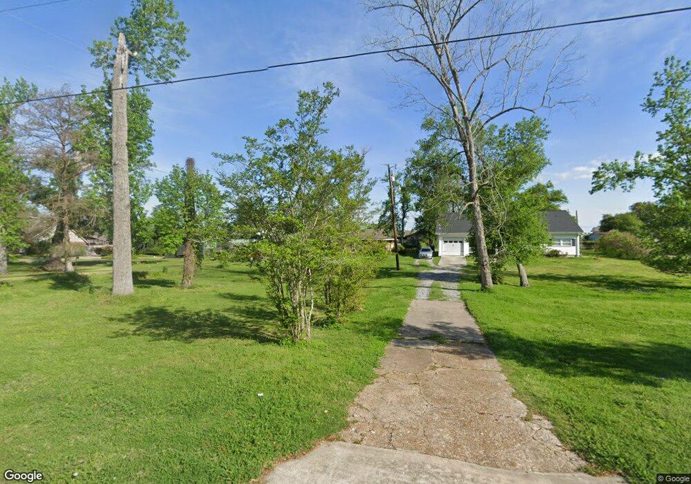 624 W Lagrange St, Lake Charles, LA 70605 - photo 1