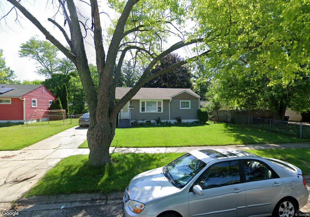 2001 Creek Rd, Waukegan, IL 60087 - photo 1
