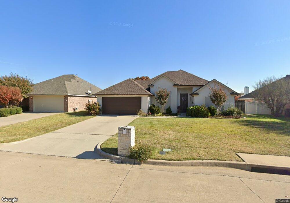 2664 Bent Tree Dr, Hurst, TX 76054 - photo 1