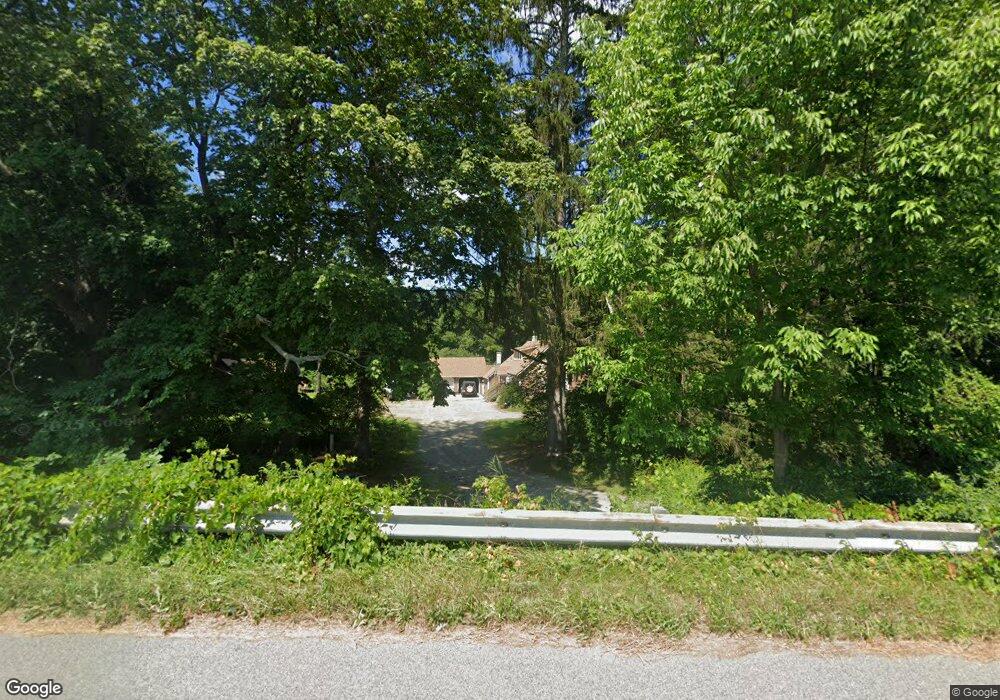 520 Egremont Rd, Great Barrington, MA 01230 - photo 1