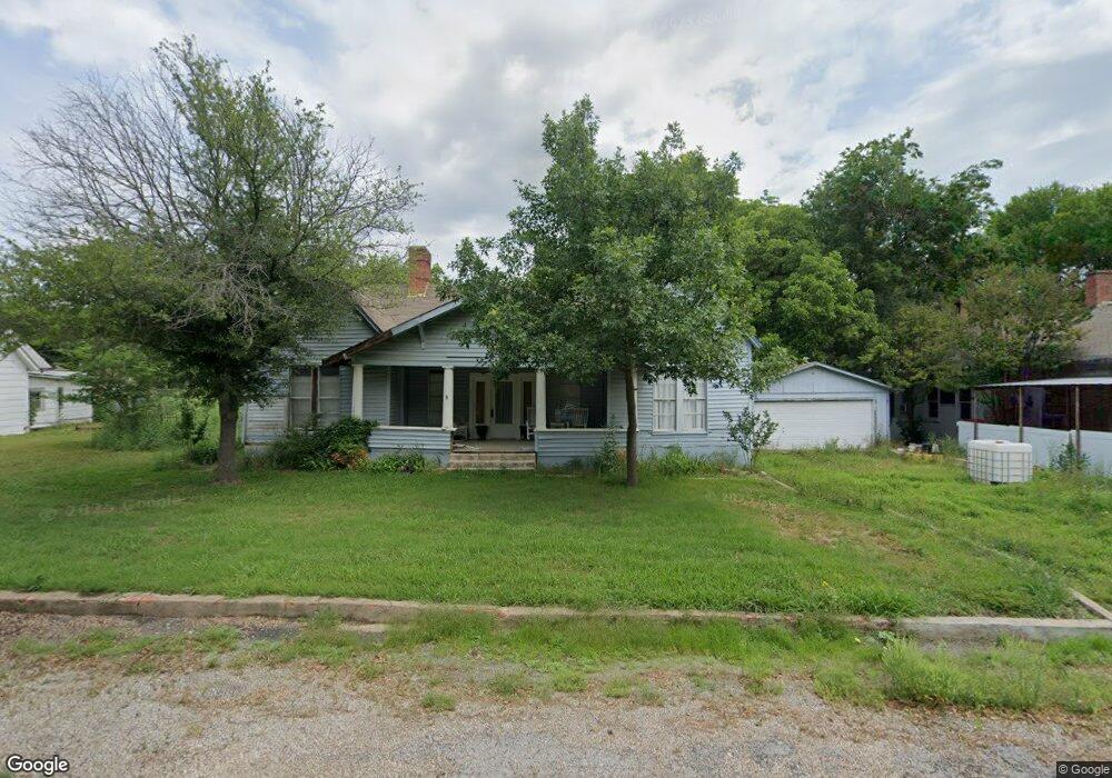 310 W Walnut St, Whitewright, TX 75491 - photo 1
