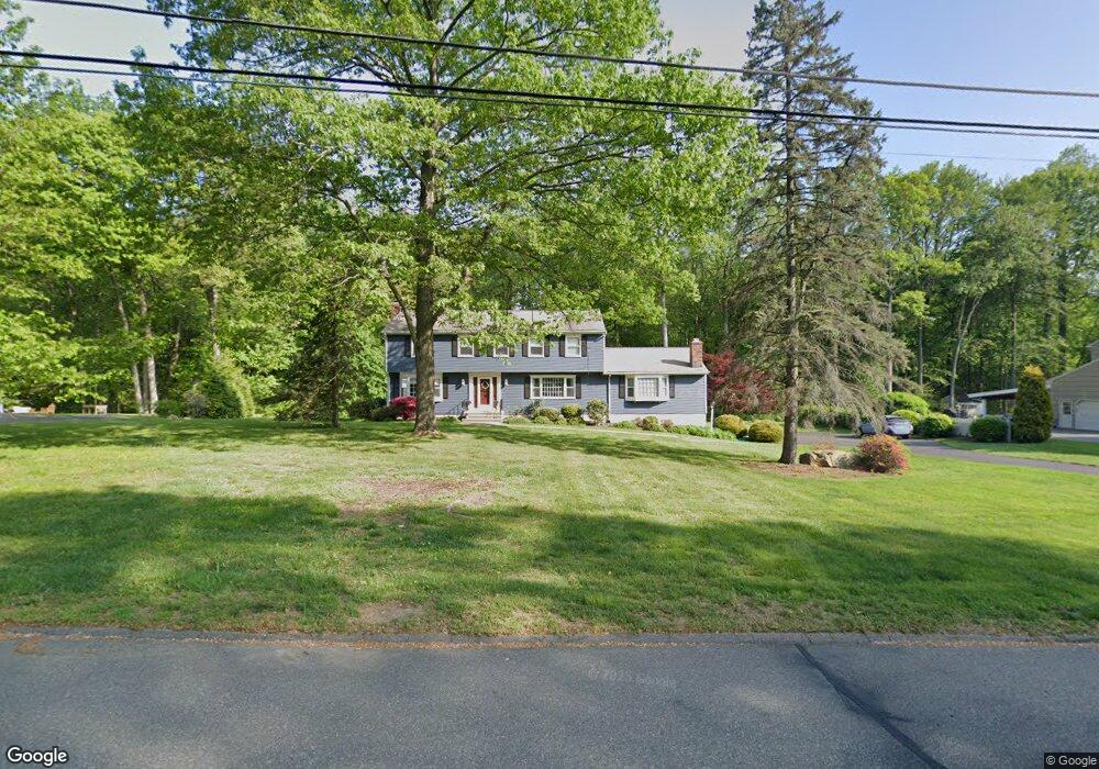 69 Teeter Rock Rd, Trumbull, CT 06611 - photo 1