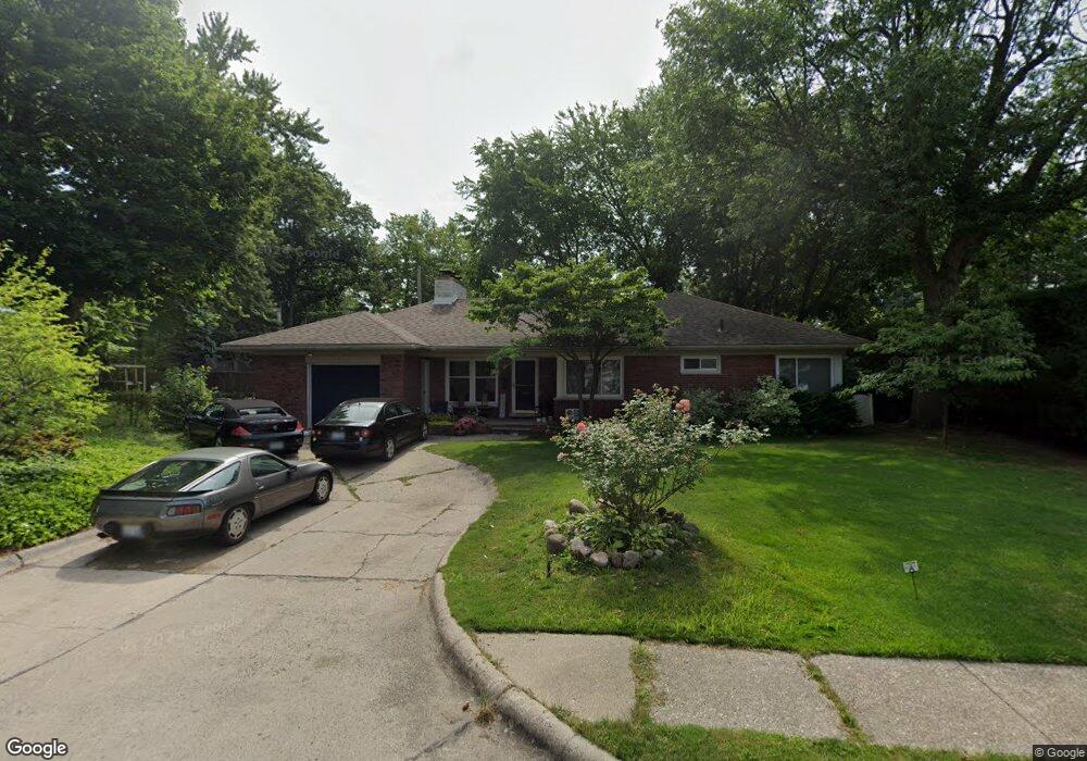 312 Stephens Rd, Grosse Pointe Farms, MI 48236 - photo 1