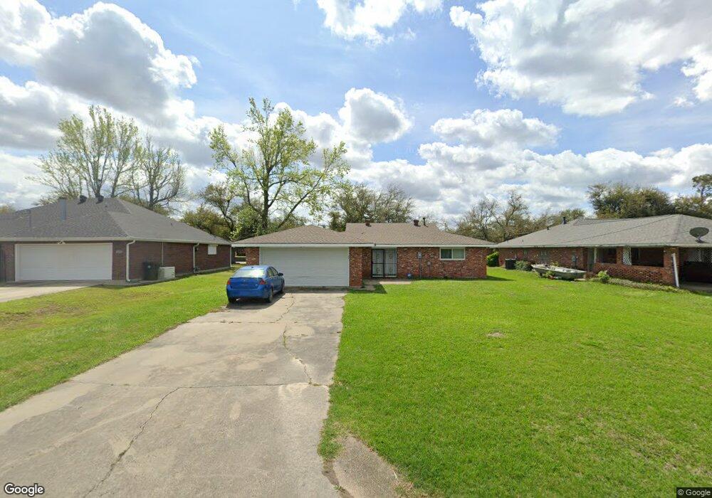 2417 Oak Park Blvd, Lake Charles, LA 70601 - photo 1