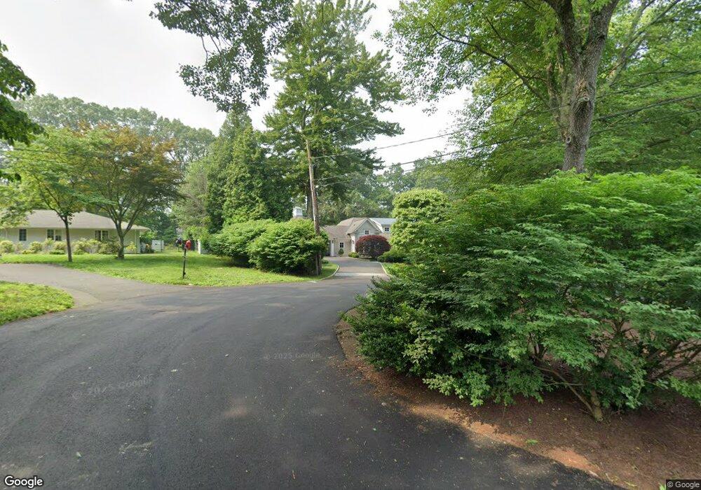 121 Leeuwarden Rd, Darien, CT 06820 - photo 1