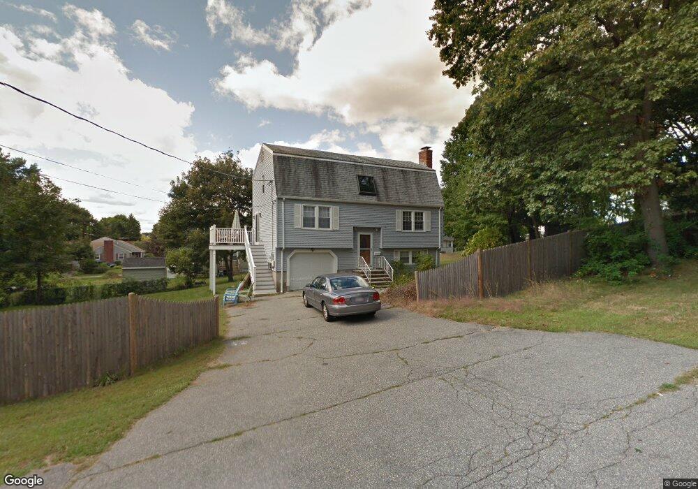 4 Border St, Wakefield, MA 01880 - photo 1