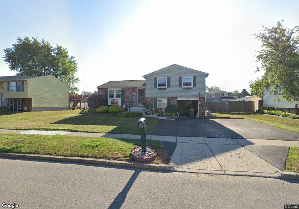 1337 Saybrook Ave, North Tonawanda, NY 14120 - photo 1