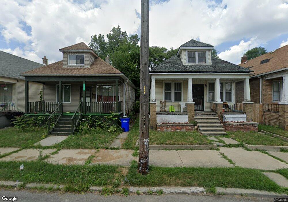 2043 Mclean St, HamtraMcK, MI 48212 - photo 1