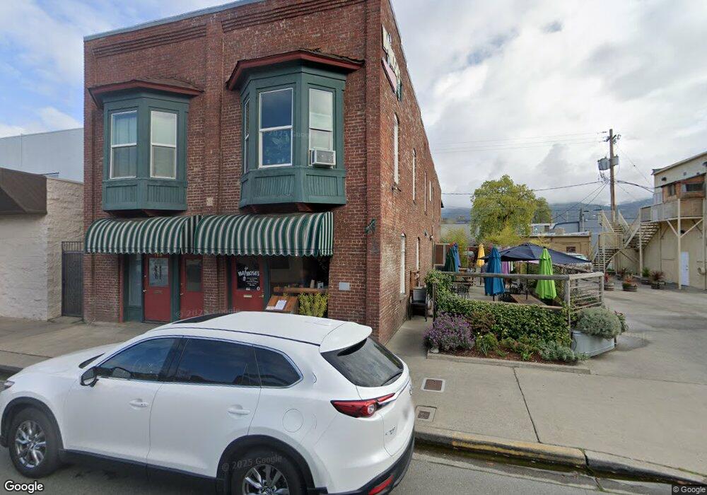 118 NW E St, Grants Pass, OR 97526 - photo 1