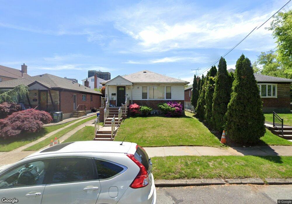 26208 59th Ave, Little Neck, NY 11362 - photo 1