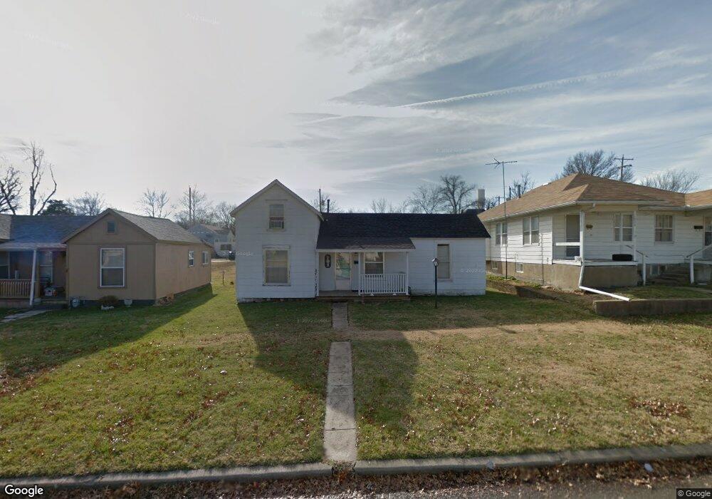 1720 Kennedy Ave, Parsons, KS 67357 - photo 1